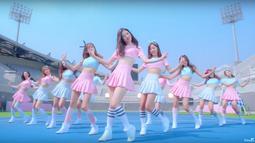 Simak lirik lagu terbaru cewek-cewek lucu I.O.I dari Dream Girls berikut ini.
