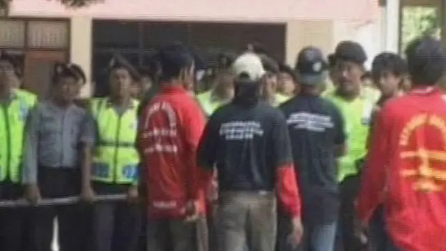 Petani Protes Penerima Lahan Sengketa
