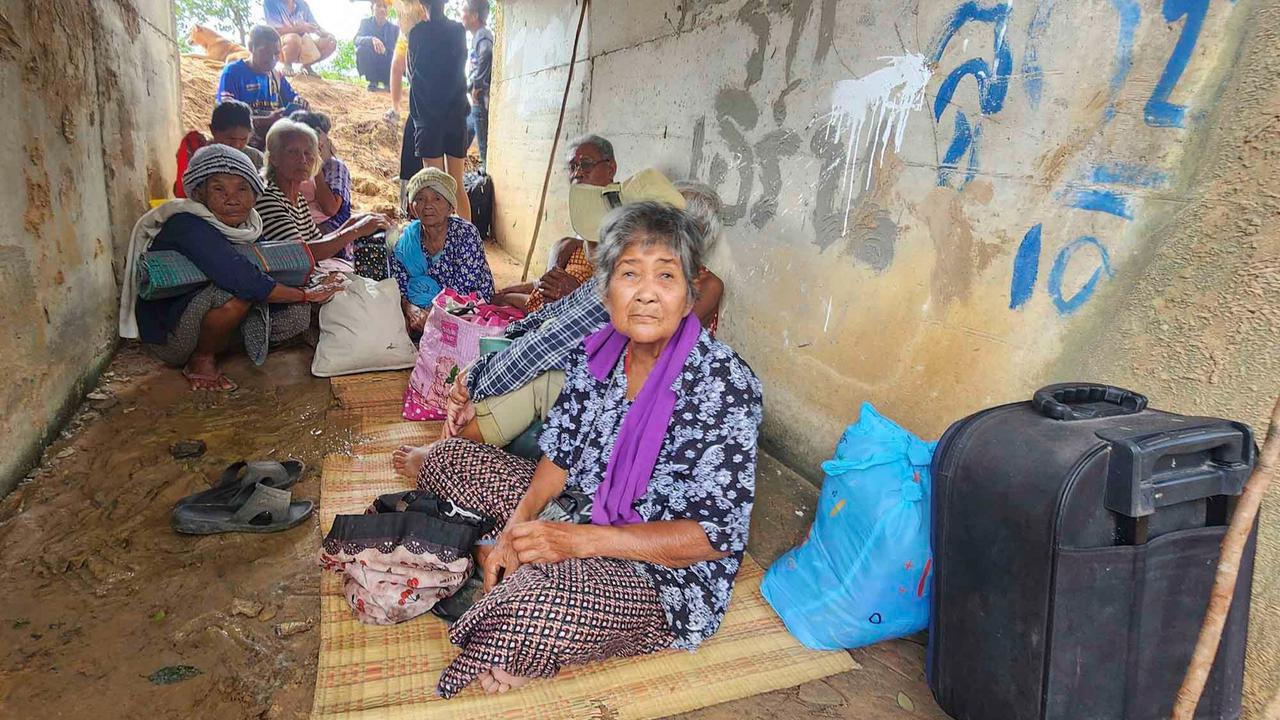 FOTO: Perang Meletus di Perbatasan, Thailand-Kamboja Saling Serang