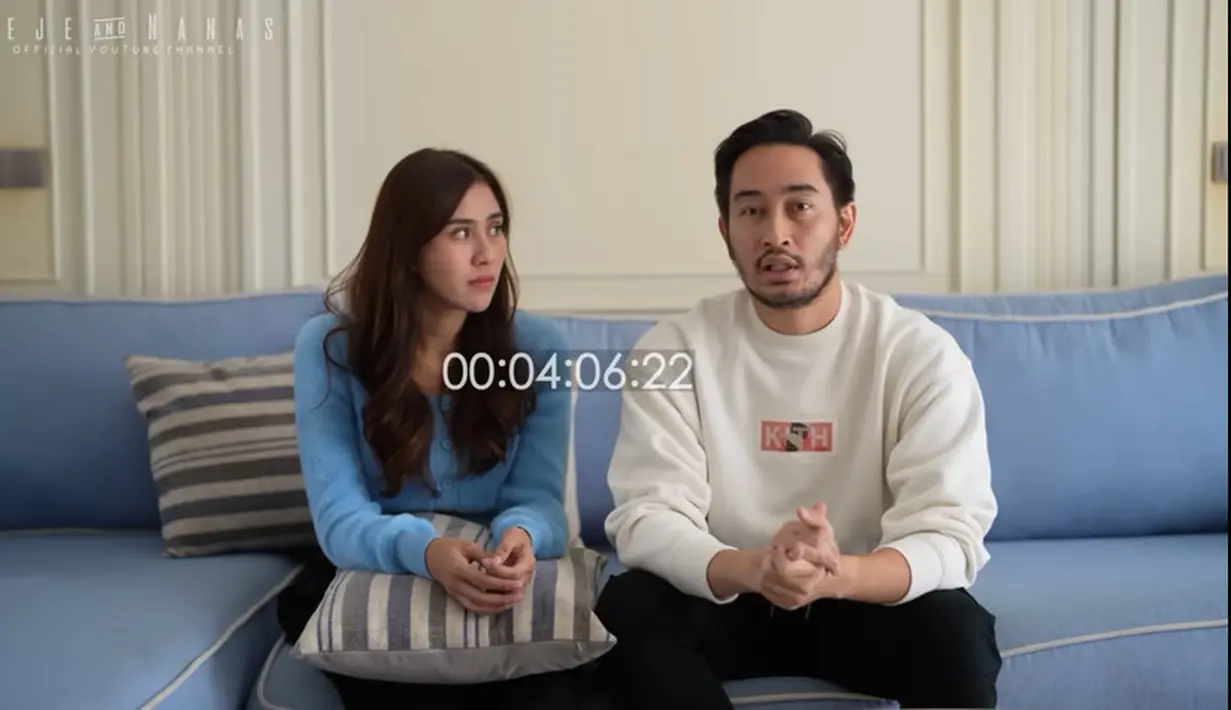 "Kalau dari aku menyesal, pasti  banget, menyesal banget dengan apa yang sudah terjadi semuanya," kata Syahnas dilansir dari kanal Yputube Jeje & Nanas Channel. [Youtube/Jeje & Nanas Channel]