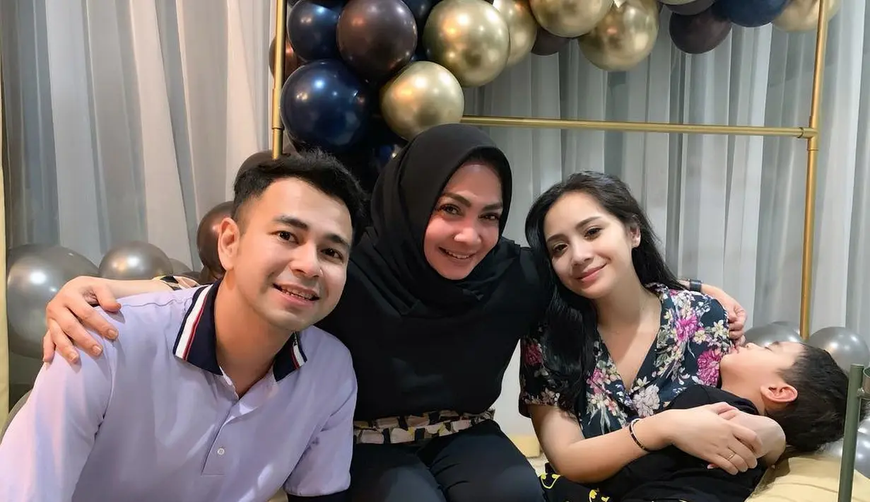 Nagita Slavina dan Raffi Ahmad ultah