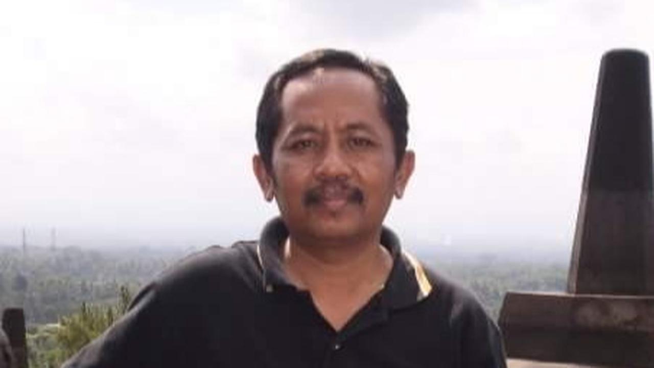 Kukun Sugiarto, pelestari Bahasa Madura