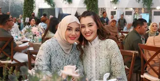Kekompakan Aurel Hermansyah dan Aaliyah Massaid sebagai saudara ipar tak luput dari sorotan. [@aurelie.hermansyah/@aaliyah.massaid].