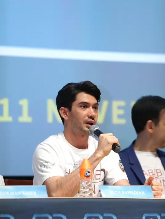 Reza Rahadian (Daniel Kampua/Fimela.com)