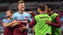 Andriy Yarmolenko. Pemain sayap berusia 32 tahun ini kini sedang menjalani musim ke-4 bersama West Ham United di Liga Inggris. Pemilik 106 caps bersama Timnas Ukraina ini telah tampil dalam 75 laga di semua ajang kompetisi dengan torehan 11 gol dan 7 assist. (AFP/Pool/Michael Regan)