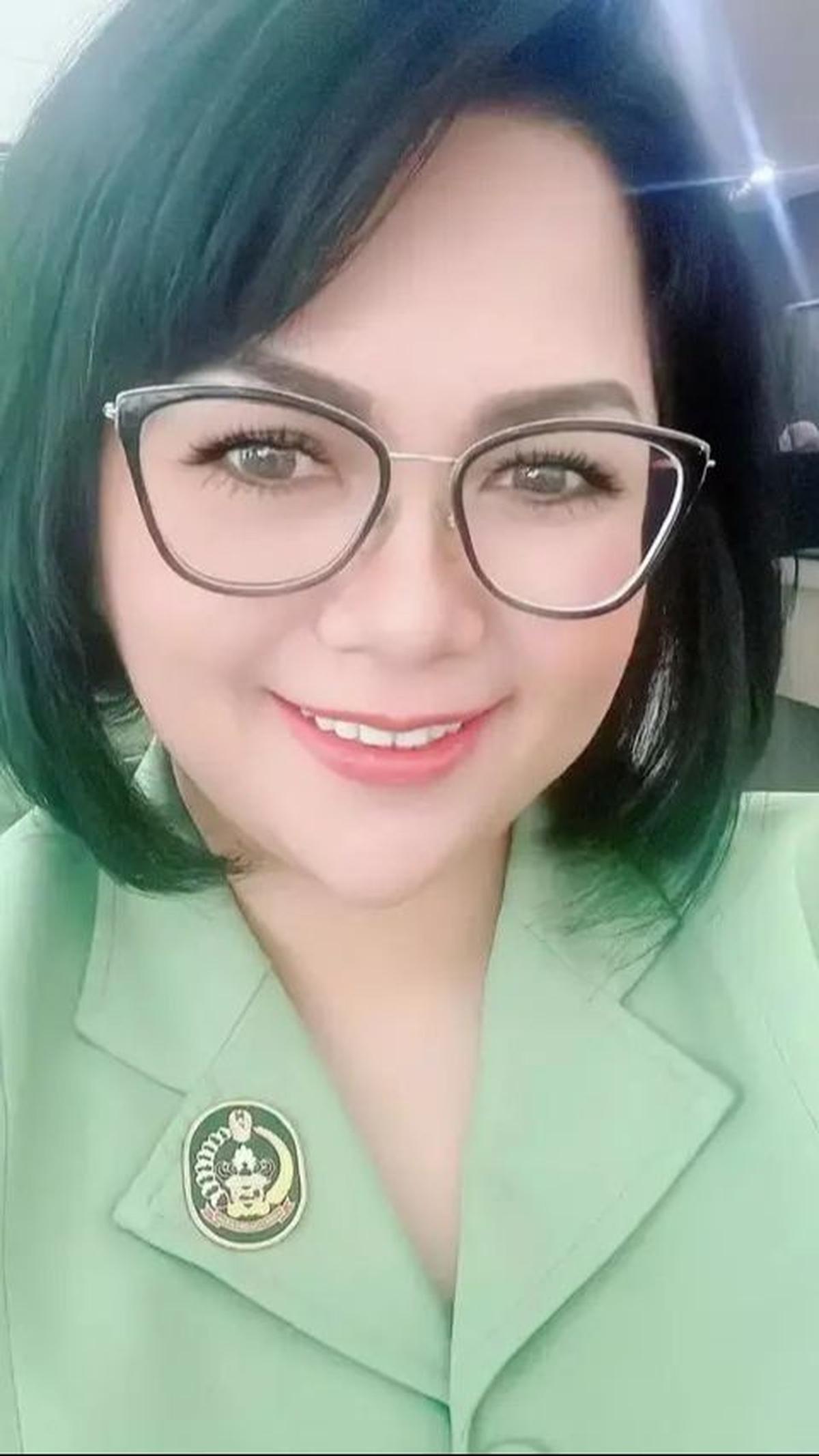 Dalam sebuah wawancara pada Desember 2022, Joy Tobing mengungkapkan perubahan signifikan dalam hidupnya setelah menjadi istri tentara.