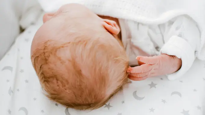 5 Cara yang Benar Mengukur Lingkar Kepala Anak untuk Memantau Pertumbuhannya