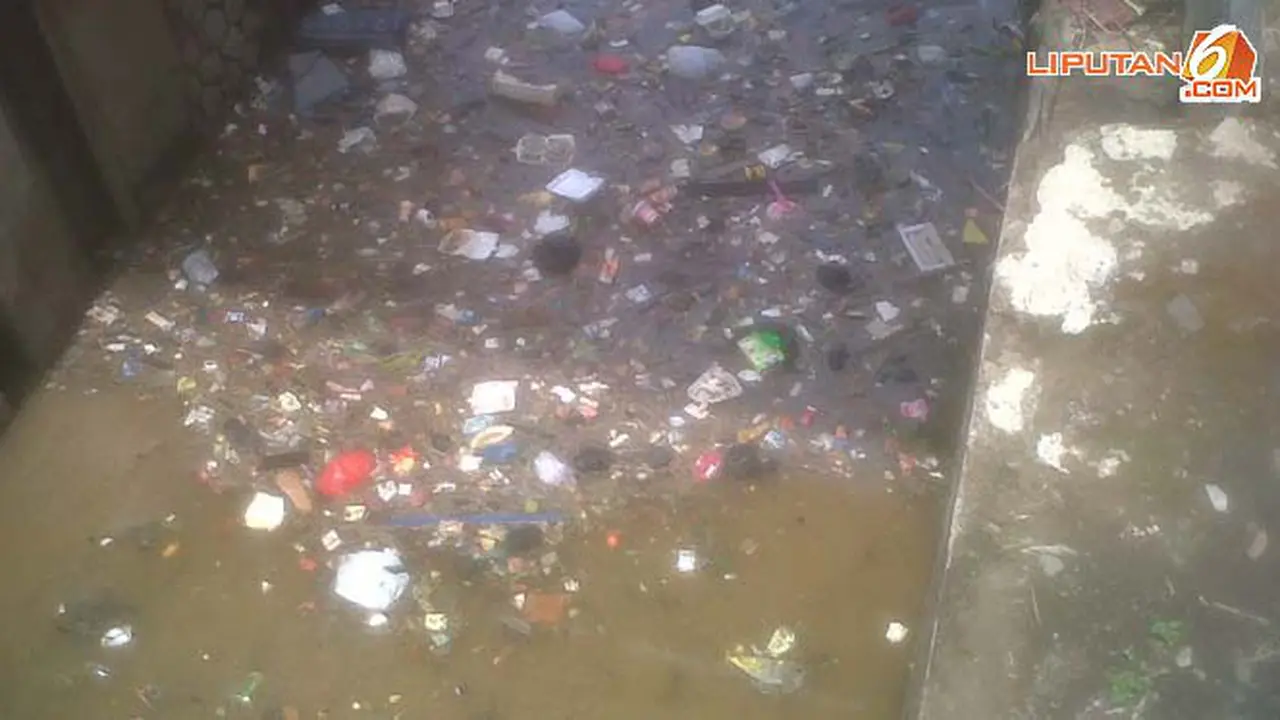 banjir-ciledug-131114b.jpg