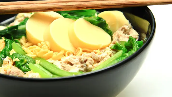 4 Cara Membuat Mi Instan Lebih Menyehatkan