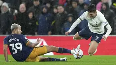 Newcastle berhasil mencuri poin penuh di kandang Tottenham Hotspur pada laga lanjutan Liga Inggris 2022/2023 yang berlangsung di Tottenham Hotspur Stadium, Minggu (23/10/2022) malam WIB. (AP/Frank Augstein)