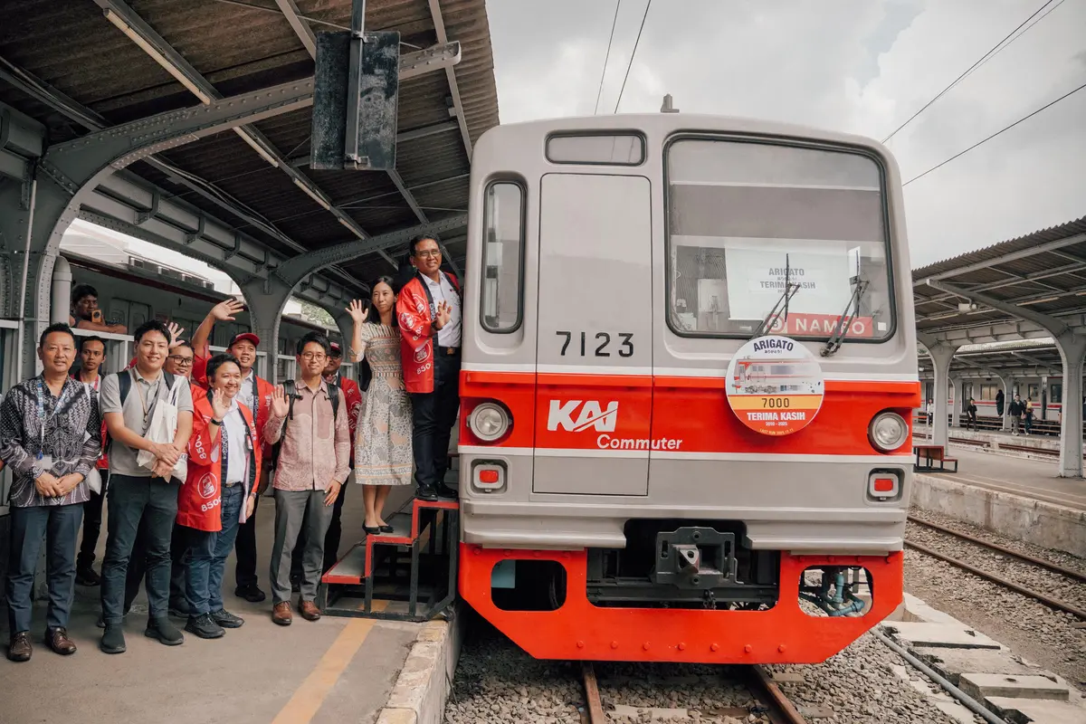 KAI Commuter resmi menggelar rangkaian seremonial perjalanan terakhir (Last Run) bagi Kereta Rel Listrik (KRL) Seri 7000, Seri 8500, dan Seri 203. (Foto: KAI)