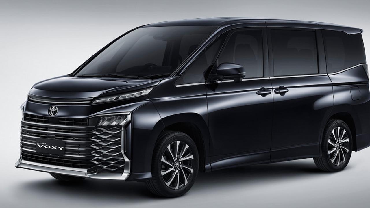 All New Toyota Voxy (TAM)