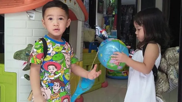 [Bintang] Gempi dan Rafathar