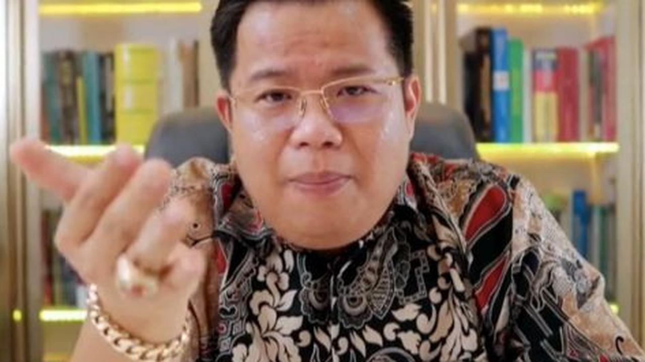 Melaporkan ke Polisi<br>
