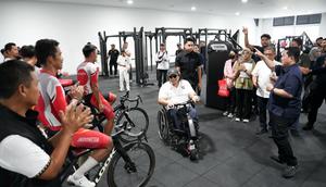 Menteri Pemuda dan Olahraga (Menpora) Erick Thohir saat berkunjung ke pelatnas National Paralympic Committe (NPC) of Indonesia. (Dok. Kemenpora)