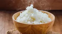 Cara Rahasia Bikin Nasi Putih Tahan Lama dan Wangi