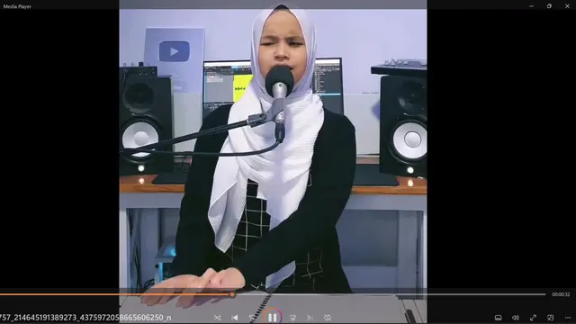 Putri Ariani Tak Hanya Merdu Saat Menyanyi, tapi Juga Fasih Baca Al-Quran Braile Hingga Tuai Pujian Addie MS