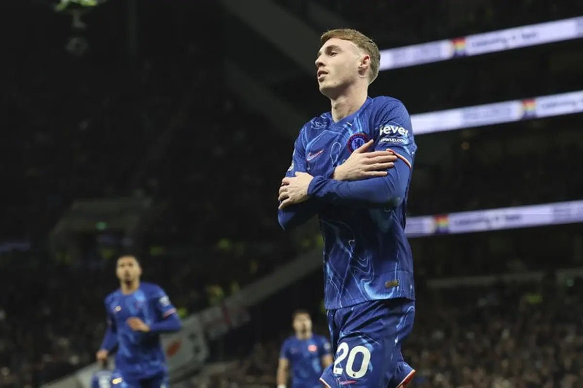 Selebrasi Cole Palmer di laga Tottenham vs Chelsea di Tottenham Hotspur Stadium, Minggu (8/12/2024). (c) AP Photo/Ian Walton
