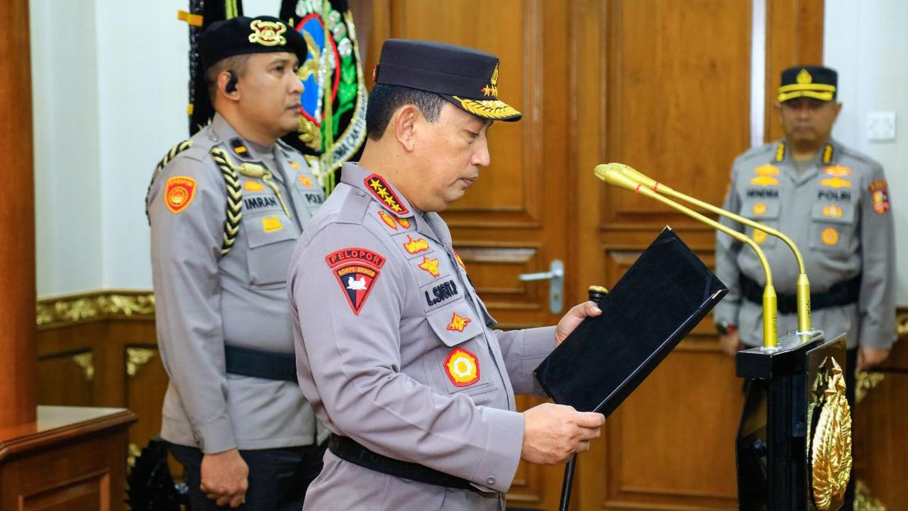 Sebelum menjadi Kapolda Sultra, Brigjen Dwi Irianto pernah menjabat sejumlah posisi strategis di korps bhayangkara.