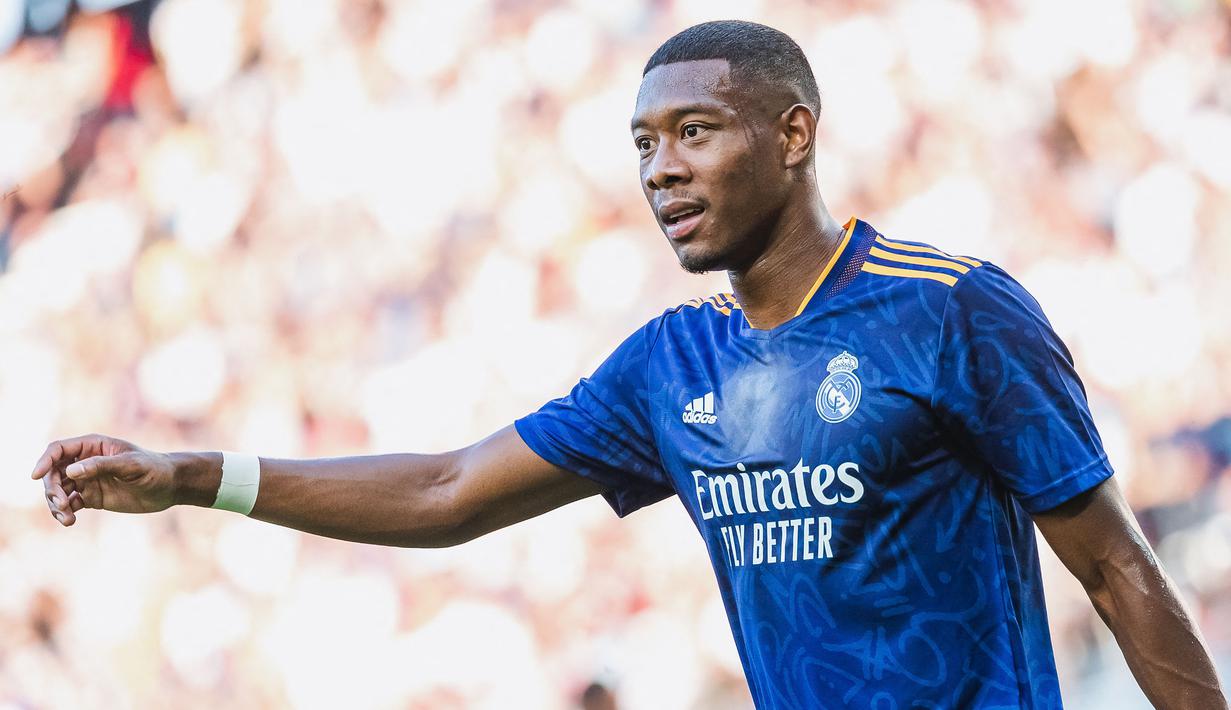 Pemain Real Madrid lain yang memiliki klausul pelepasan tertinggi adalah David Alaba. Ia tercatat mempunyai nilai klausul sebesar 850 juta euro. (EXPA/APA/AFP/Dominik Angerer)