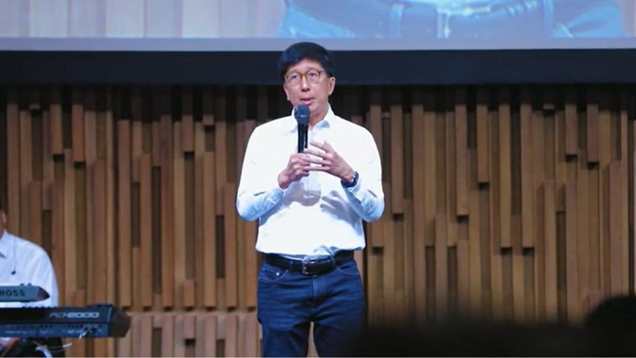 EMTEK Gelar Perayaan Sukacita Natal, Ini Pesan Family Value dari Managing Director Sutanto Hartono