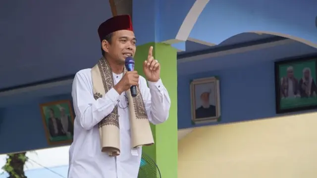 Ustaz Abdul Somad (credit: https://www.instagram.com/ustadzabdulsomad_official/)