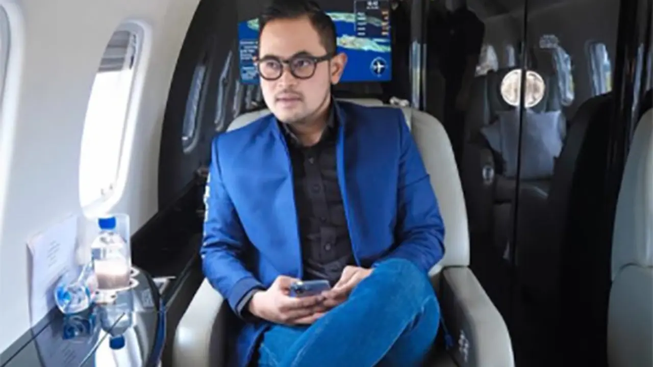 Gilang Juragan 99 saat Naik Jet Pribadi,