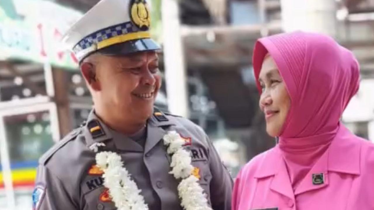 Punya Cita-Cita Buka Warung Mie Kocok Setelah Pensiun, Mantan Polisi di Purwakarta Ini Sukses Jadi Pebisnis