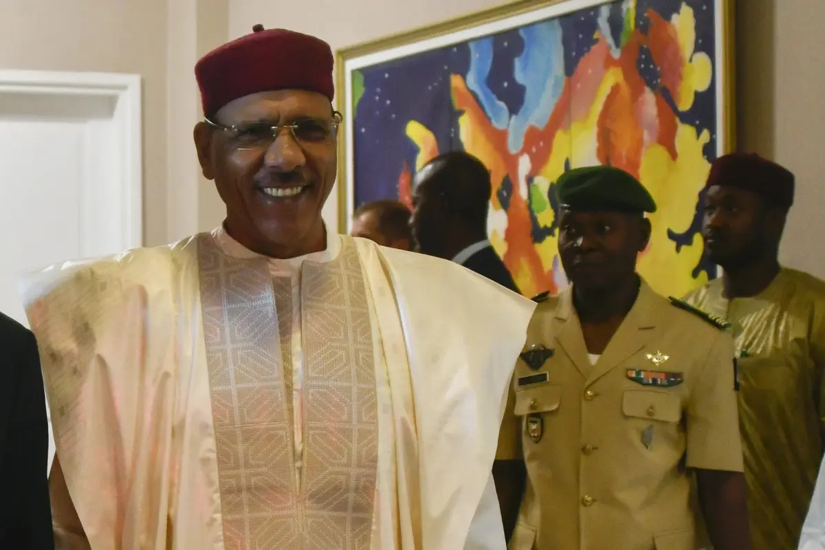 Presiden Niger Mohamed Bazoum yang dikudeta tentara. (AP)