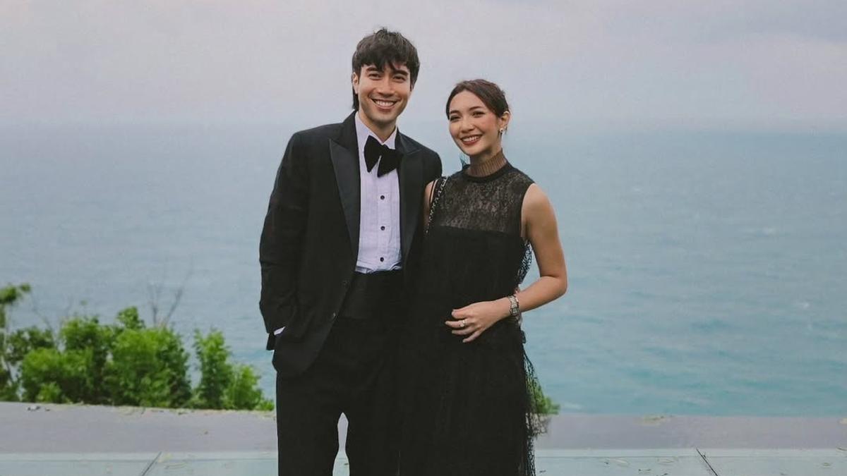 4 Potret Vidi Aldiano dan Sheila Dara Sang Istri Tampil Serasi dalam Balutan Outfit Hitam