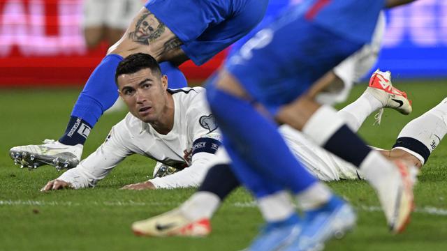 Foto: Ronaldo Amsyong, Untung Ada Bruno Fernandes yang Bawa Portugal Curi Poin Penuh di Kandang Slovakia pada Kualifikasi Euro 2024