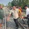 Tragis, Ibu Tewas Tertabrak Kereta saat Cari Anaknya