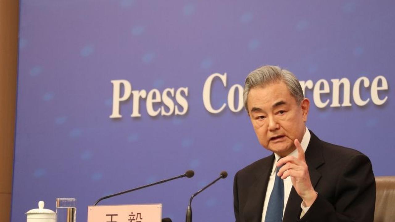 Wang Yi: Hubungan China-AS Bukan Slogan, Perlu Tindakan Nyata Pasca Pertemuan Xi-Trump