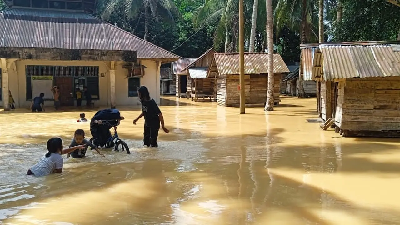 Plt. Kepala Pusat Data Informasi dan Komunikasi Kebencanaan BNPB Abdul Muhari mengatakan, banjir yang melanda sejumlah kecamatan di Kabupaten Dharmasraya, Provinsi Sumatera Barat, sudah berangsur surut.