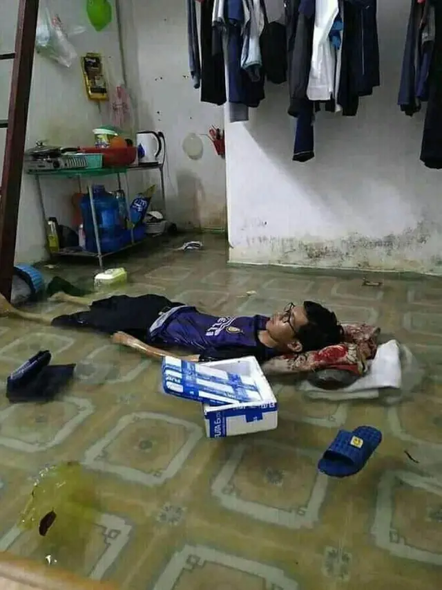 5 Momen Kocak Orang Pasrah Sama Keadaan, Ngenes Abis