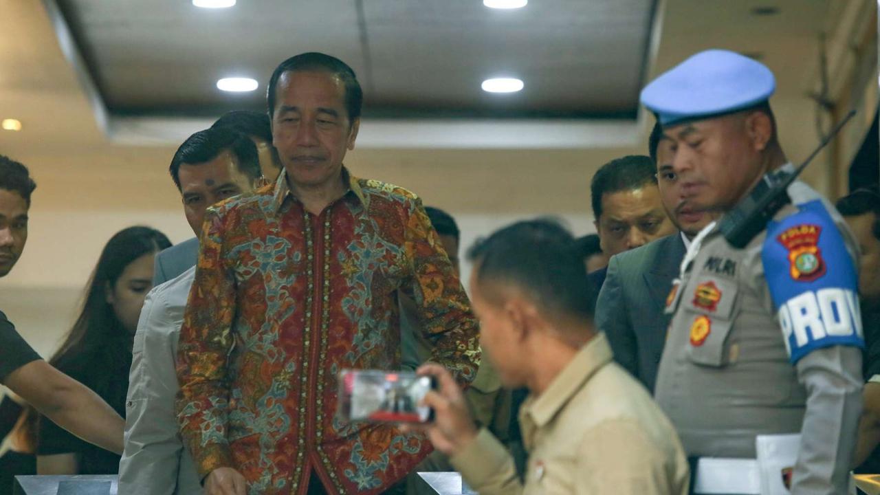 VIDEO: Aksi Sangar Kapten Kopassus TNI Kawal Jokowi Lapor Polisi Kasus Tuduhan Ijazah Palsu