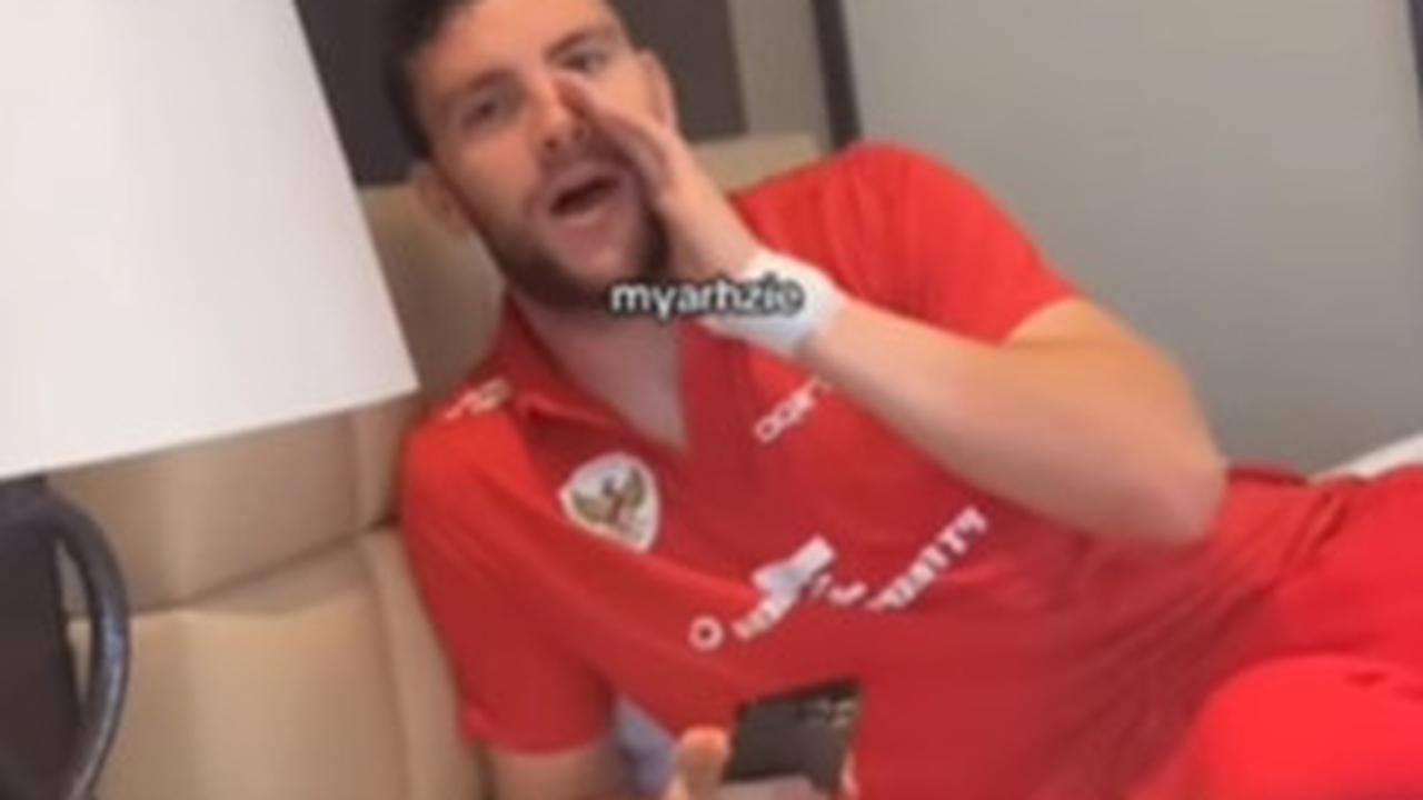Lagi-Lagi Maarten Paes 'Diospek' Shandy Walsh, Kini Lancar Banget Nyanyi Abang Tukang Bakso Bikin Ngakak