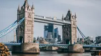 Tower Bridge di London, Inggris (Dok.Unsplash/ Charles Postiaux)