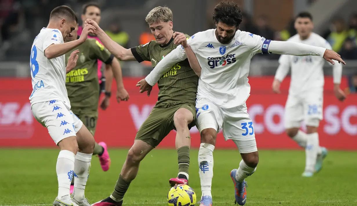 <p>AC Milan mencatatkan penguasaan bola sebesar 70 persen dibanding 20 persen milik tim tamu. (AP Photo/Luca Bruno)</p>