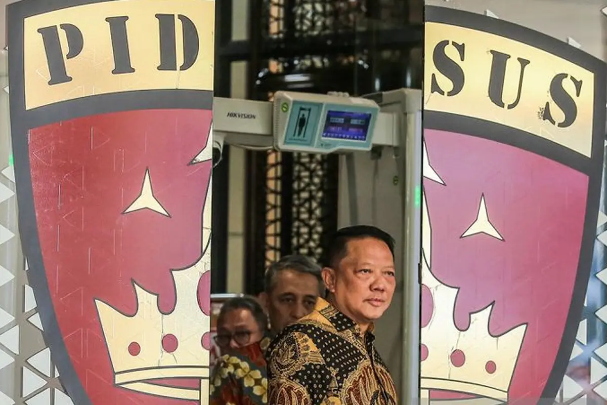 Jaksa Agung Muda Tindak Pidana Khusus (Jampidsus) Kejaksaan Agung Febrie Adriansyah menyampaikan konferensi pers di Kejaksaan Agung, Jakarta, Jumat (10/7/2026) (ANTARA)