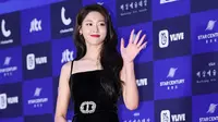 Seolhyun AOA memiliki image seksi, berhasil menarik perhatian banyak orang saat tampil di Baeksang Arts Awards 2018 (KoreaBoo)