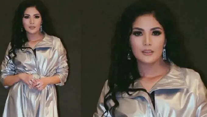 [Bintang] Suka Tampil Eksentrik, Outfit Nindy Ayunda Ini Mirip Jas Hujan