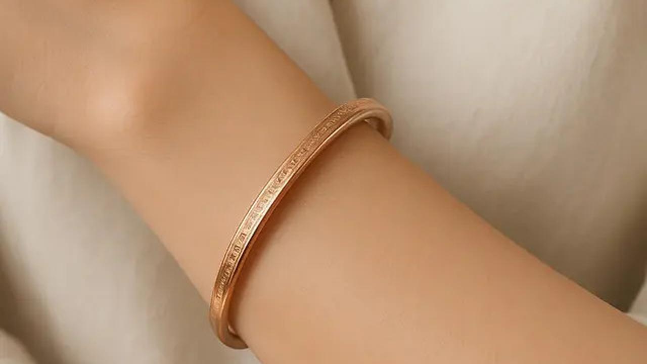 Mengapa Gelang Oval Tipis 3 gram Cocok untuk Pergelangan Tangan Kecil? Ini Alasannya