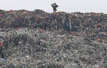 FOTO: Penampakan Terkini Gunung Sampah di TPST Bantar Gebang, Setinggi Gedung 16 Lantai