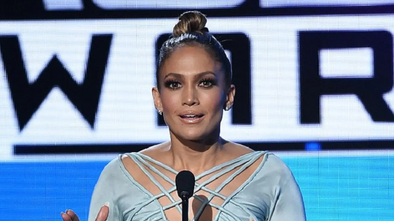 Jennifer Lopez bersyukur dirinya tak hidup sendiri. (AFP/Bintang.com)