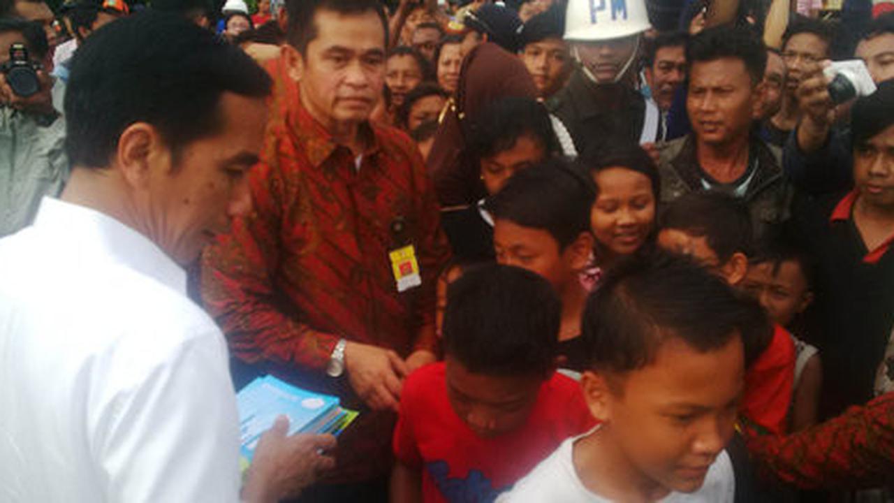 Di Hari Anak Nasional, Jokowi cerita rusa & bagi-bagi sepeda gunung