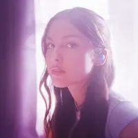 Edisi terbatas LinkBuds S x Olivia Rodrigo (foto: Sony.dok)