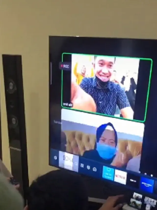 Chat Dari Kekasih Ketahuan Keluarga Besar Saat Lebaran Online, Pria Ini Auto Malu