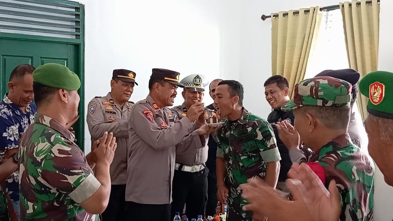 Begini Kompaknya Polisi dan Tentara di Pelalawan saat Momen Perayaan HUT TNI
