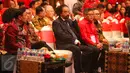 Ketua Umum Partai NasDem Surya Paloh menghadiri HUT PDIP ke-44 di Jakarta Convention Center (JCC), Jakarta Pusat, Selasa (10/1). Ribuan kader PDI Perjuangan dari berbagai daerah menghadiri perayaan HUT ke-44 PDIP. (Liputan6.com/Faizal Fanani)